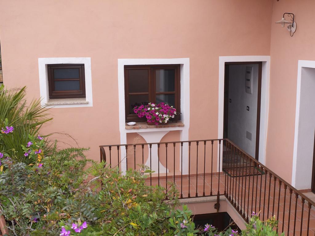 Casa Camilla Sardegna Hotell San Vito  Exteriör bild